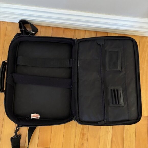 IBM Laptop Case - Picture 3 of 3